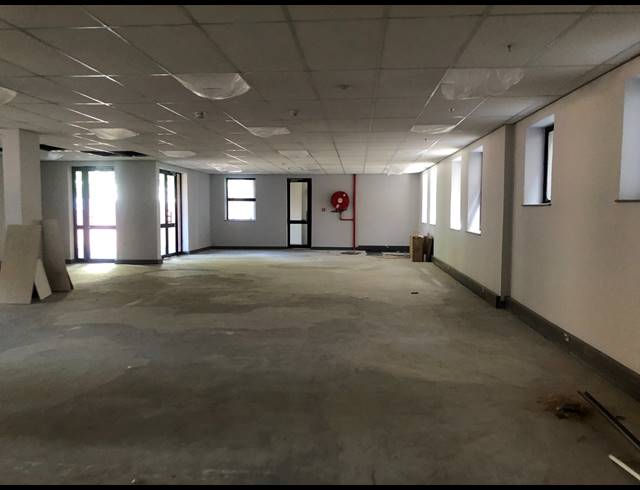 324M² OFFICE TO LET IN WAVERLEY